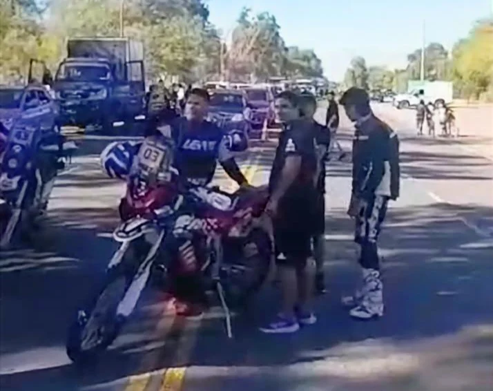 Corte de Ruta Docente Fiambala - 05