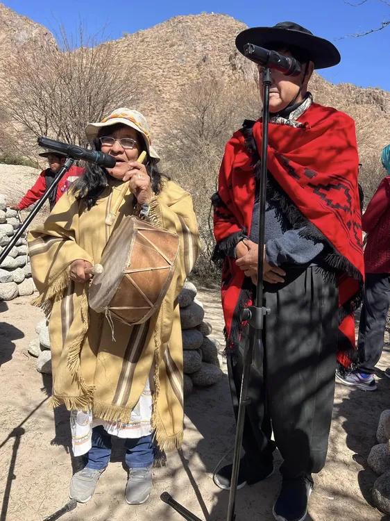 Homenaje a la Pachamama en Taton - 02