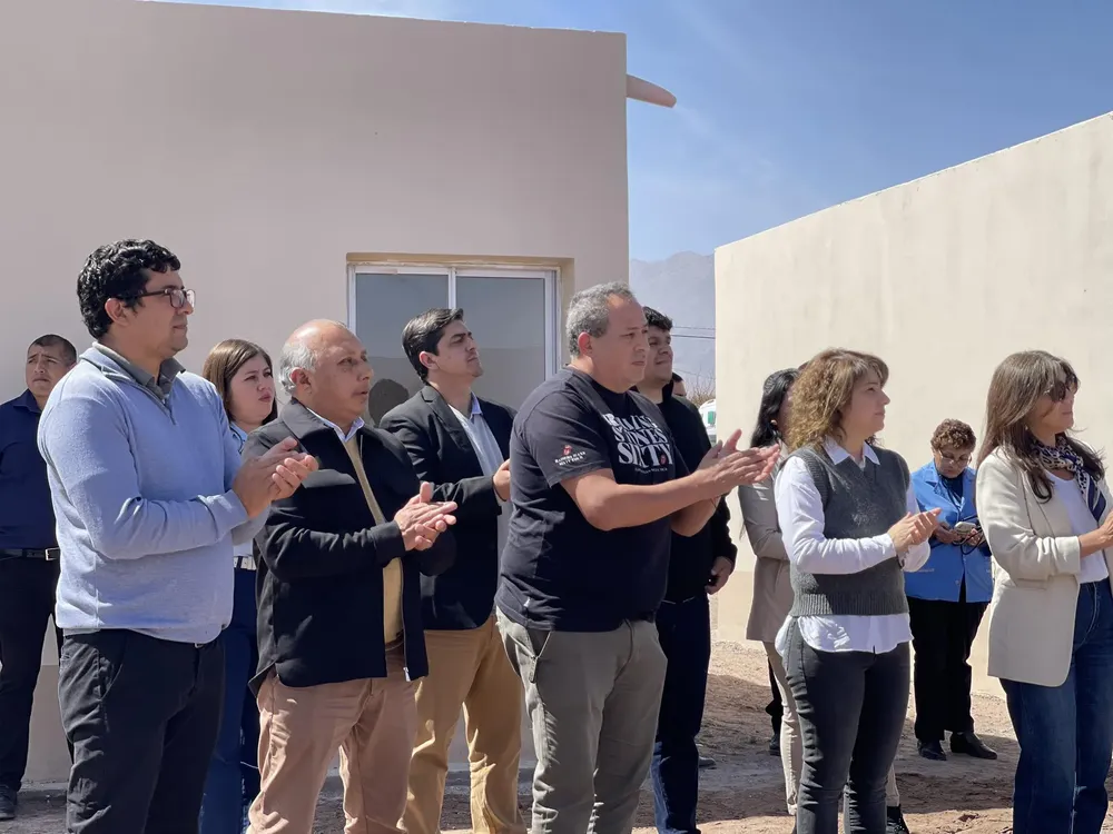 Entrega de Viviendas - 08